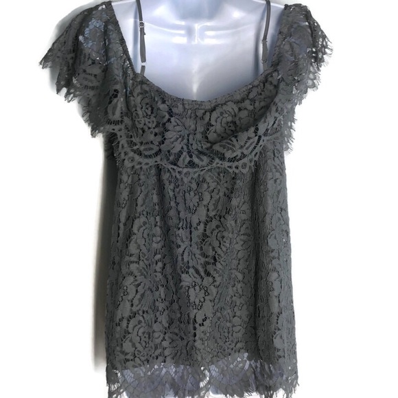 No Boundaries Women’s Off The Shoulders Lace Top - Picture 2 of 4